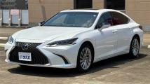 2019 Lexus ES