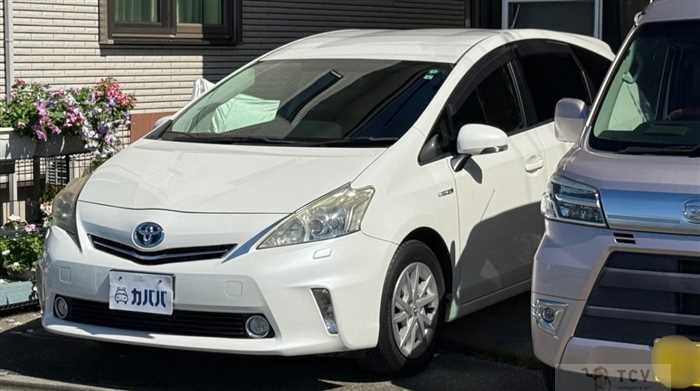 2011 Toyota PRIUS α