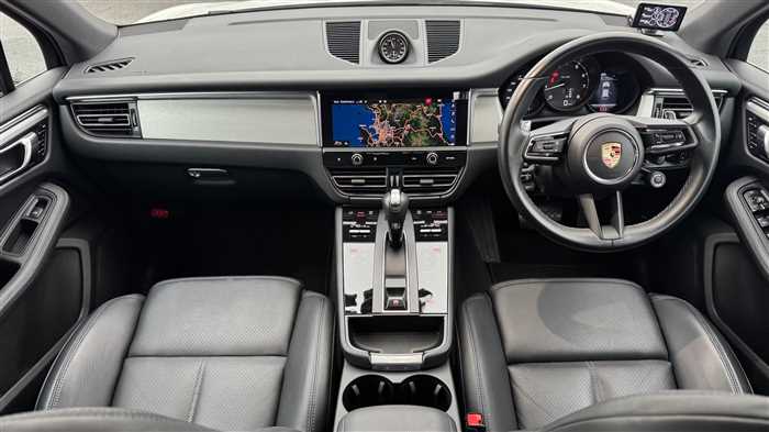 Porsche Macan 2023 — фото 6 купить в Москве