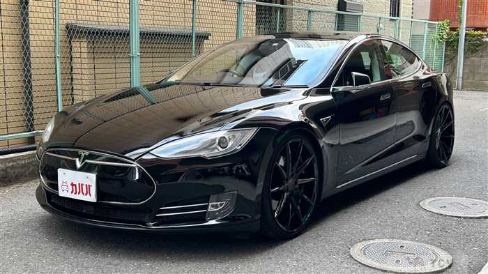 2015 Tesla Motors Others