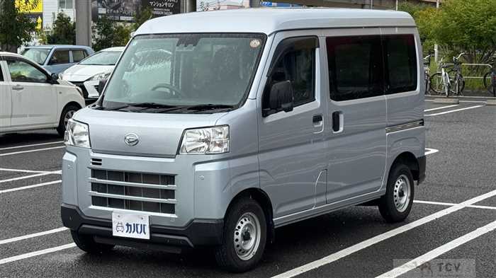 2022 Daihatsu Hijet Cargo