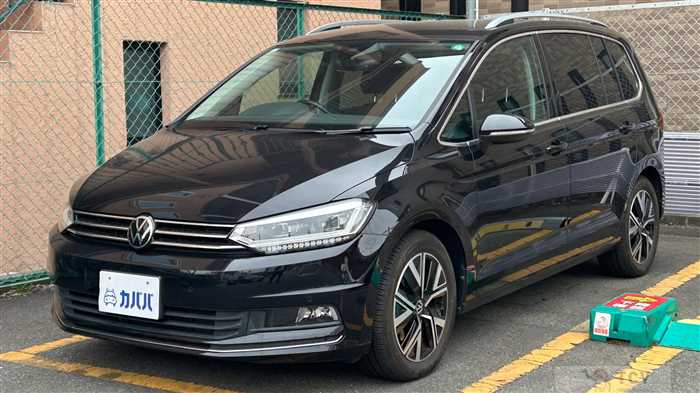 2021 Volkswagen Golf Touran