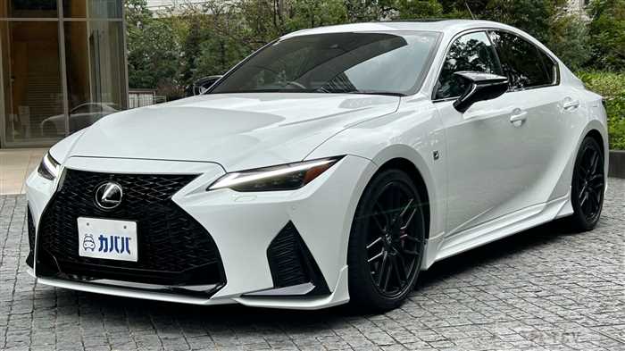 2020 Lexus IS