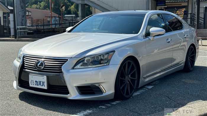 2013 Lexus LS
