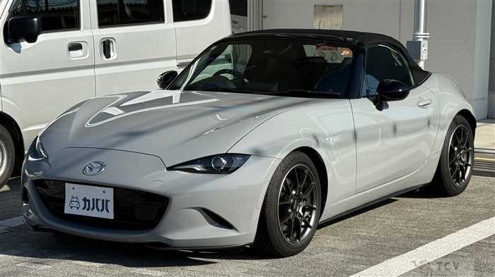 2024 Mazda Roadster