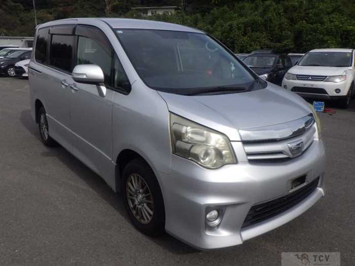 2011 Toyota Noah