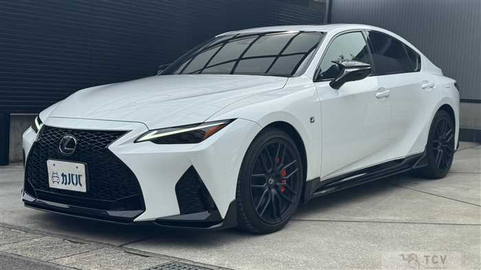 2022 Lexus IS