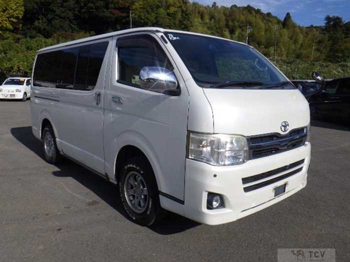 2013 Toyota Regiusace