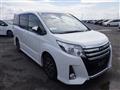 2015 Toyota Noah