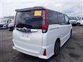 2015 Toyota Noah