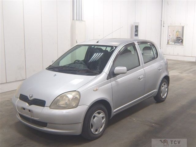 2001 Toyota Vitz