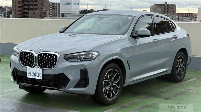 2023 BMW X4