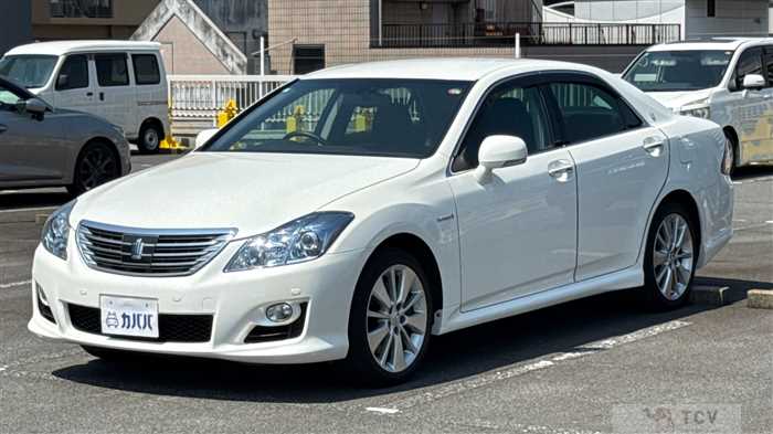 2010 Toyota Crown Hybrid