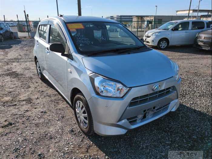 2021 Daihatsu Mira Es