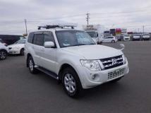 2012 Mitsubishi Pajero