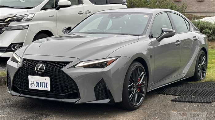 2023 Lexus IS