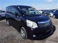 2013 Toyota Noah