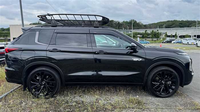 Mitsubishi OUTLANDER PHEV 2024 — фото 4 купить в Москве
