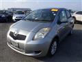 2006 Toyota Vitz