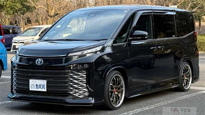 2023 Toyota Voxy
