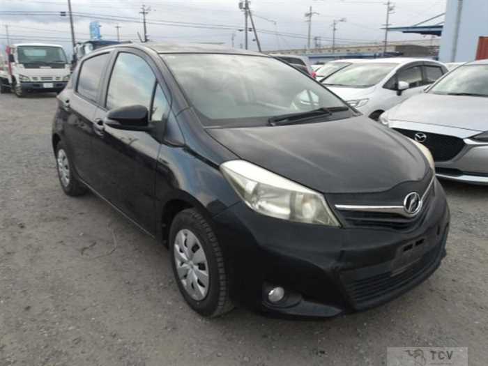 2011 Toyota Vitz