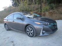 2019 Toyota Prius PHV