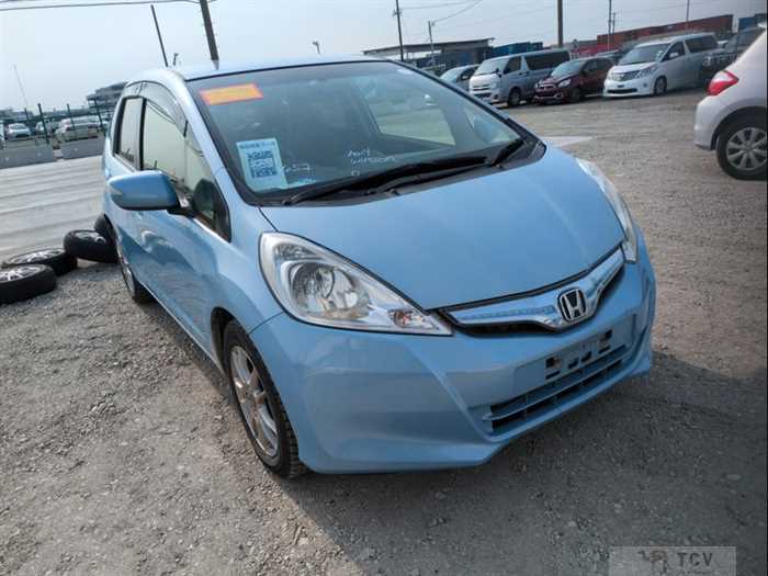 2013 Honda Fit Hybrid