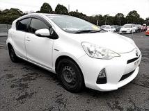 2013 Toyota AQUA
