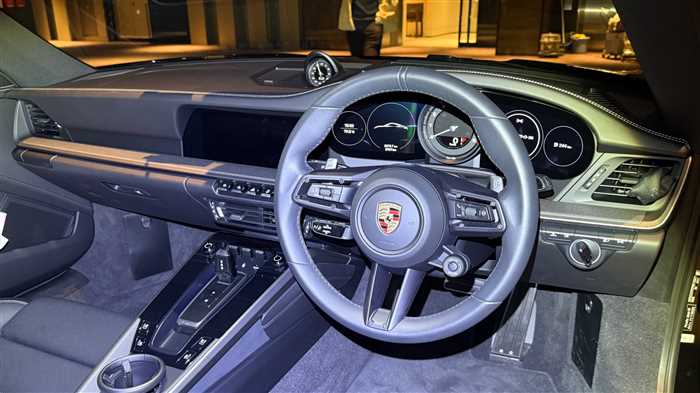 Porsche 911 S PDK 2022 — миниатюра 5