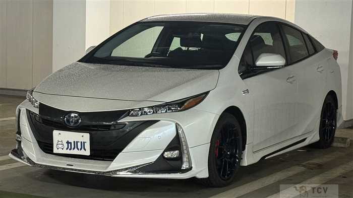 2020 Toyota Prius PHV