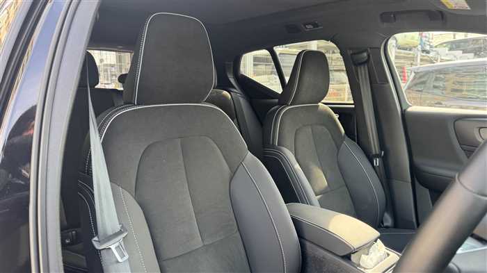 Volvo XC40 2023 — фото 7 купить в Москве