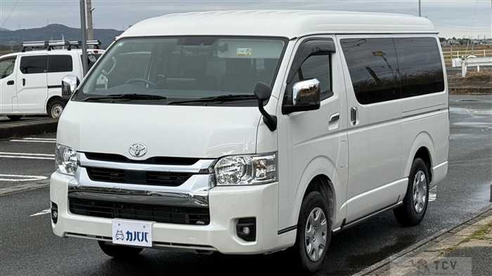 2025 Toyota Hiace Wagon