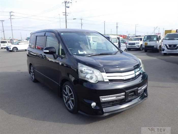 2012 Toyota Noah