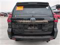 2021 Toyota Land Cruiser Prado