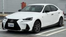 2017 Lexus IS