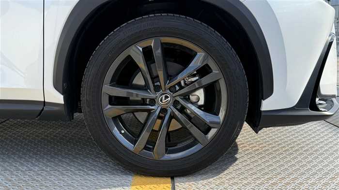 Lexus NX 350h L 2023 — миниатюра 9