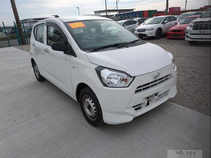 2021 Daihatsu Mira Es
