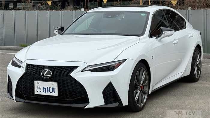 2021 Lexus IS