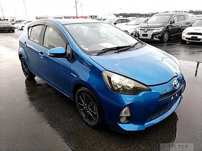 2012 Toyota AQUA