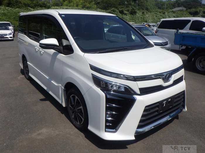 2019 Toyota Voxy