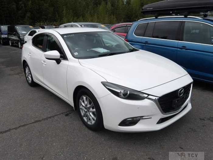 2019 Mazda Axela