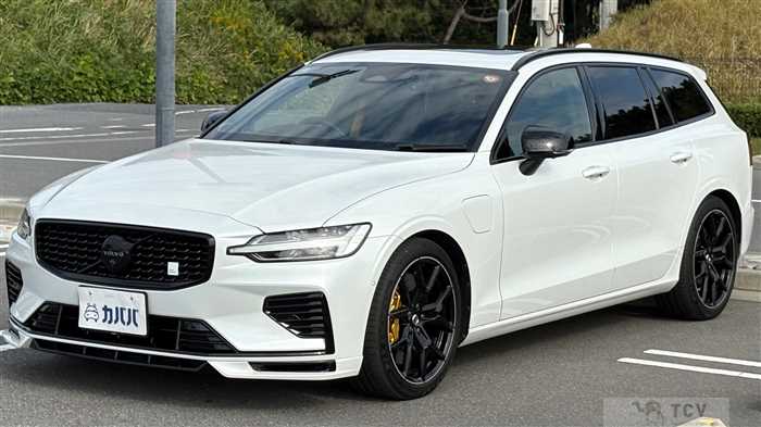 2022 Volvo V60