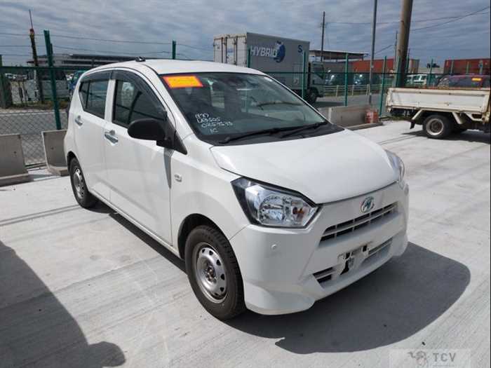 2021 Daihatsu Mira Es