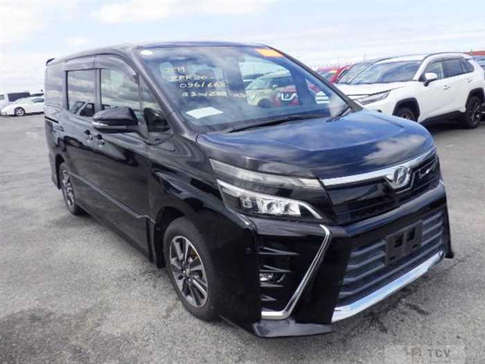 2017 Toyota Voxy