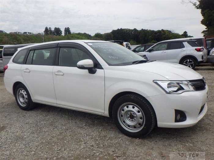 2015 Toyota Corolla Fielder