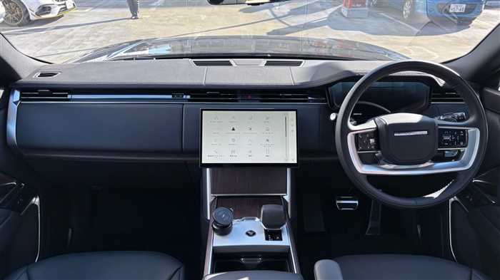 Land Rover Range Rover SE D300 2024 — миниатюра 6