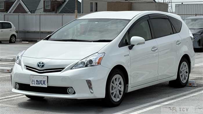 2012 Toyota PRIUS α