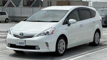 2012 Toyota PRIUS α