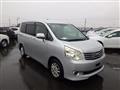2011 Toyota Noah