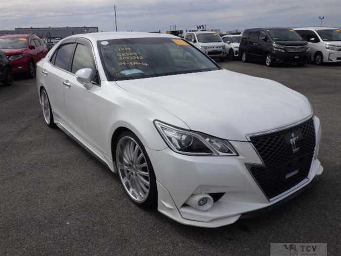 2014 Toyota Crown